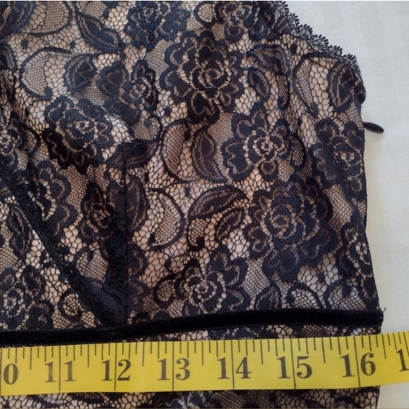 Ann Taylor LOFT Black Lace Overlay Dress - Size 6 - Elegant & Chic - Picture 8 of 12